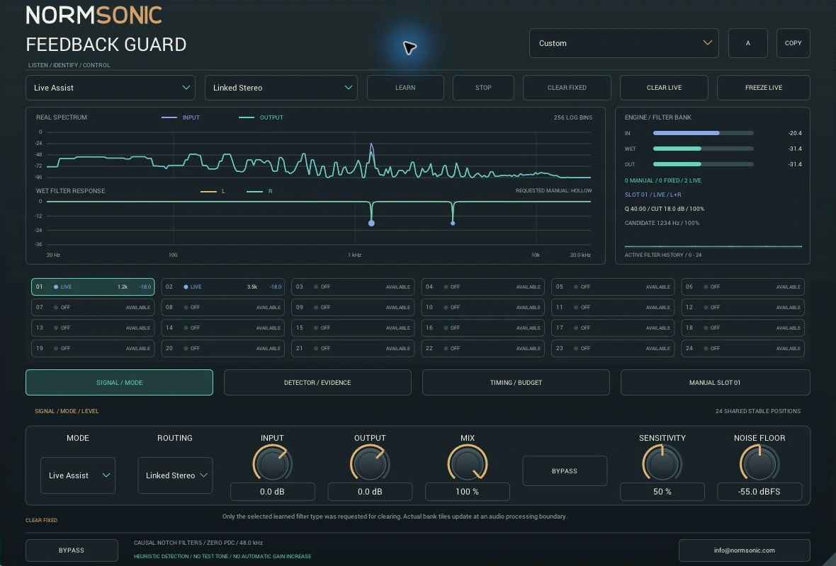Tatsächliche NORMSONIC FEEDBACK GUARD-Oberfläche mit Spektren, Filterbank und Reglern